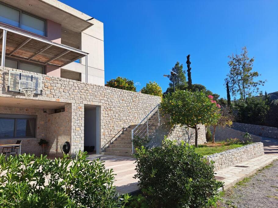 Nafplio, Hill With An Amazing View Apartment ภายนอก รูปภาพ