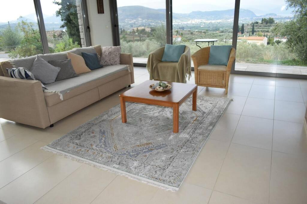 Nafplio, Hill With An Amazing View Apartment ภายนอก รูปภาพ